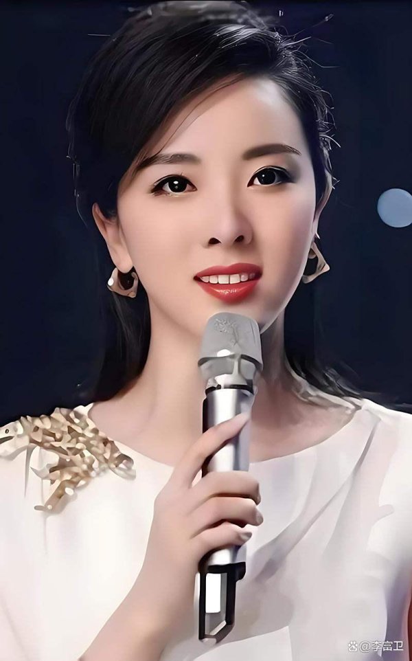 李念念念念的东谈主生聘请背后荫藏了什么振荡