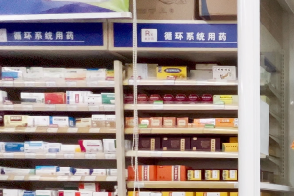 198家药店“共用”1名药师, 岂肯保证用药安全